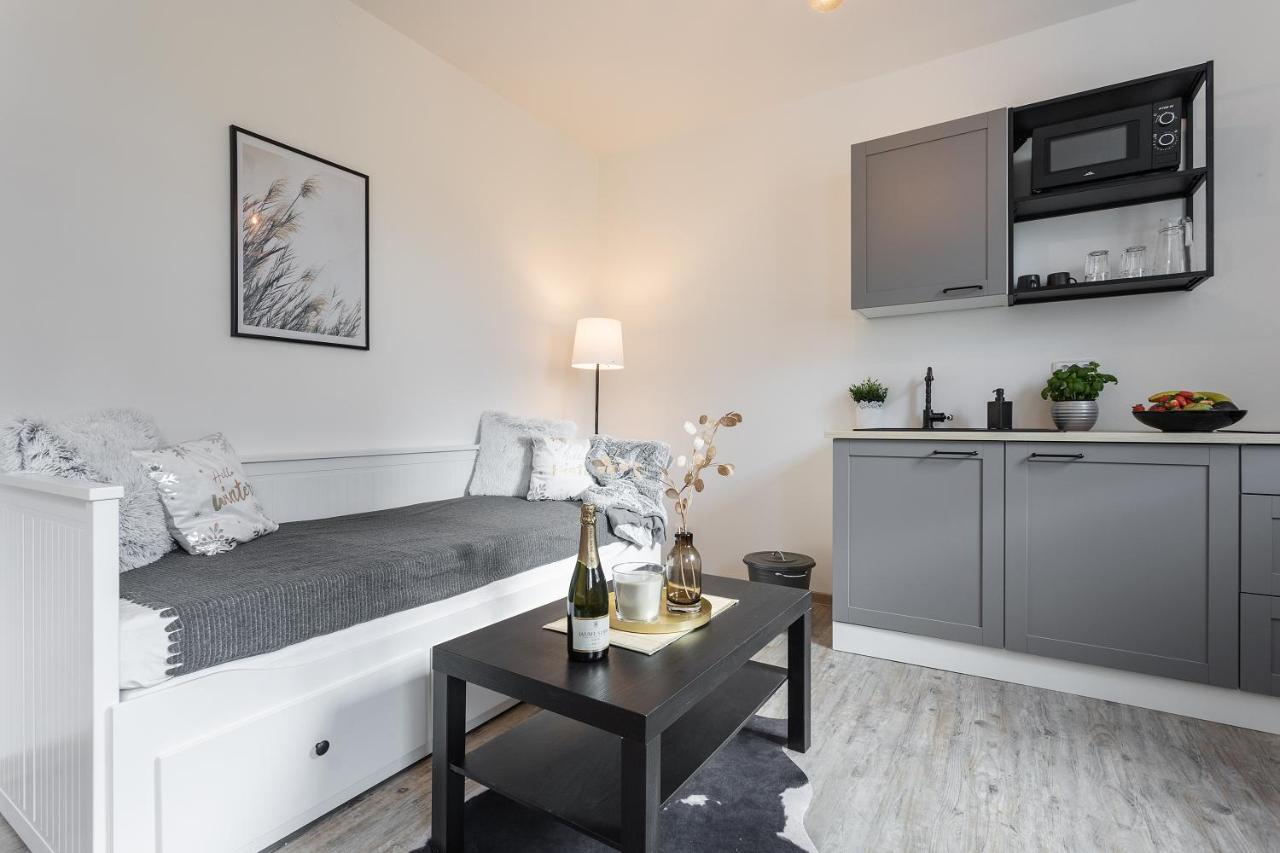 Apartmany Vlevo&Dole โรกีนีซ นัด ยีเซอโร ภายนอก รูปภาพ