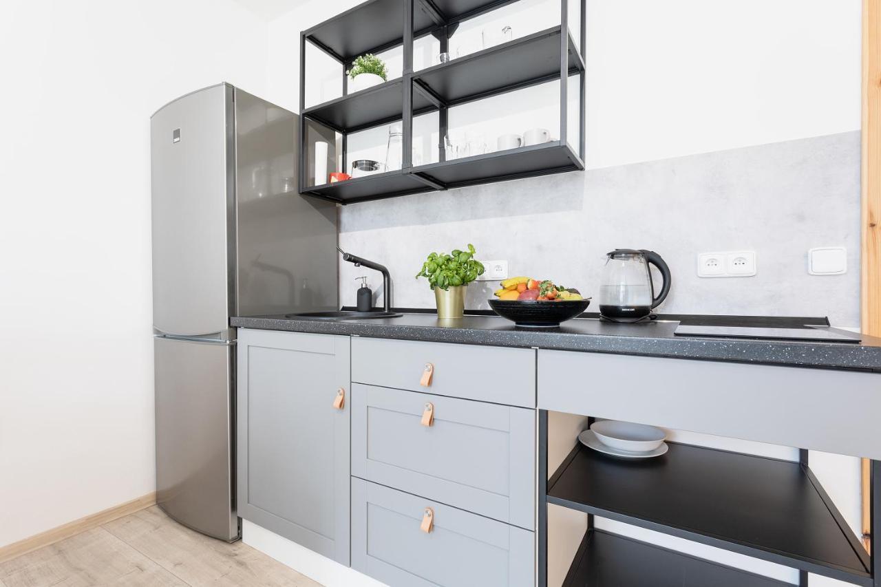 Apartmany Vlevo&Dole โรกีนีซ นัด ยีเซอโร ภายนอก รูปภาพ